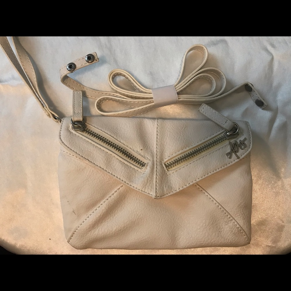 Aeropostale wristlet